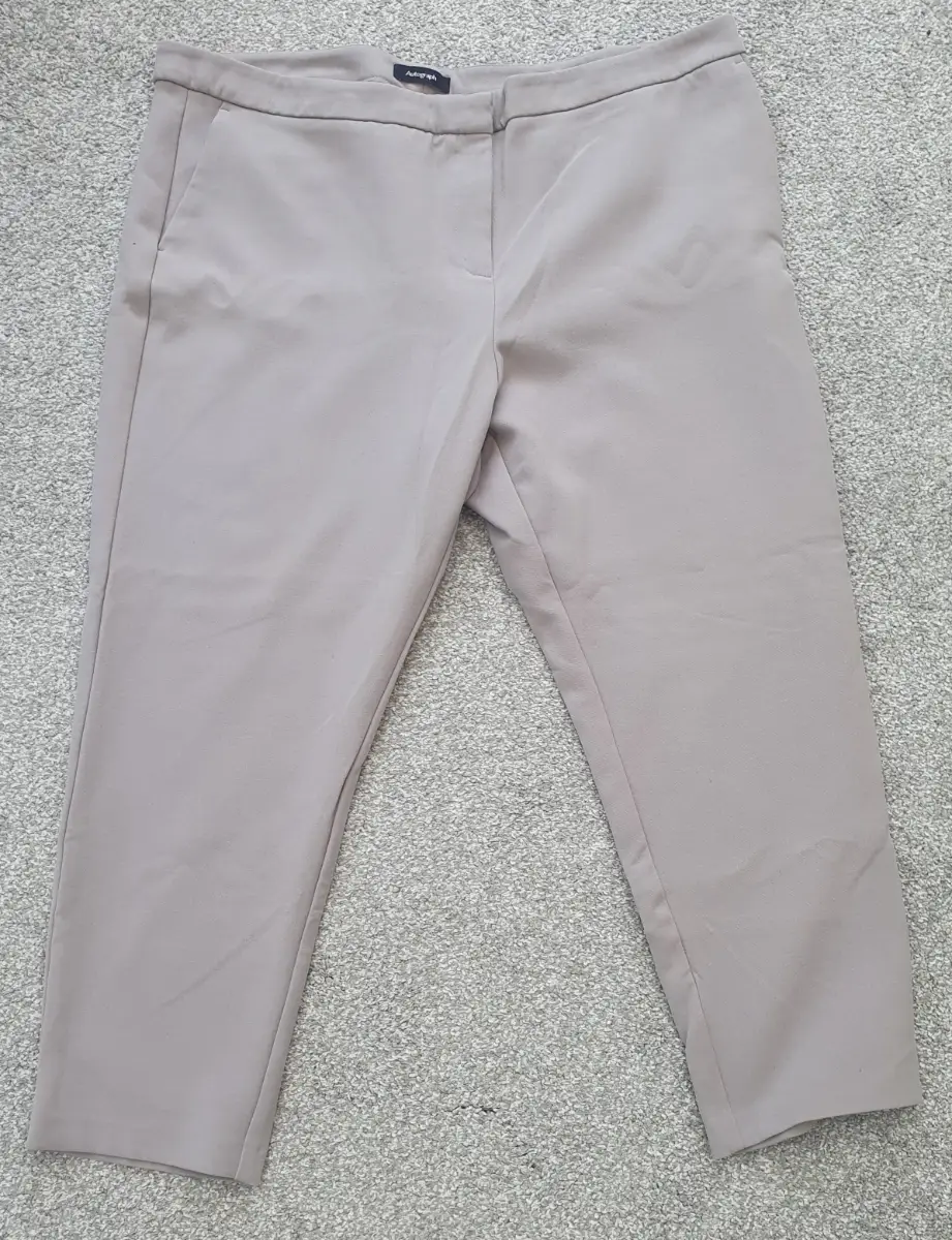 M&S ladies trousers UK Size 22 - please read description
