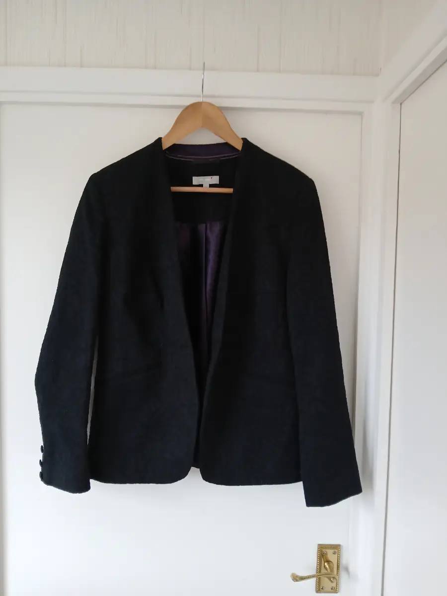 Per Una (M&S) Black Jacquard Collarless Blazer Jacket Size 10 With Purple Lining