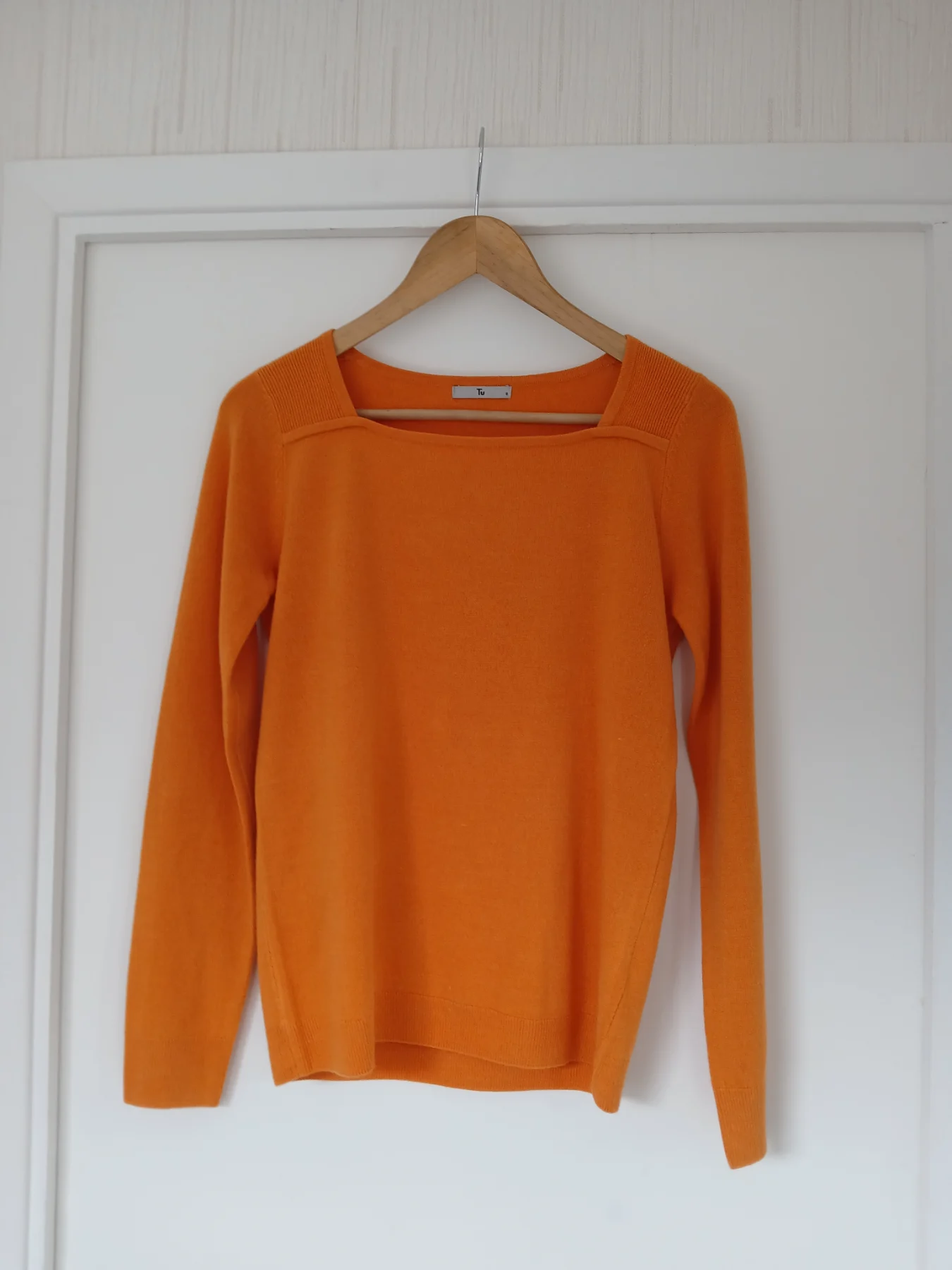 TU Woman Orange Jumper Size 8 Square Neck Fine Knit Long Sleeve Sweater Top
