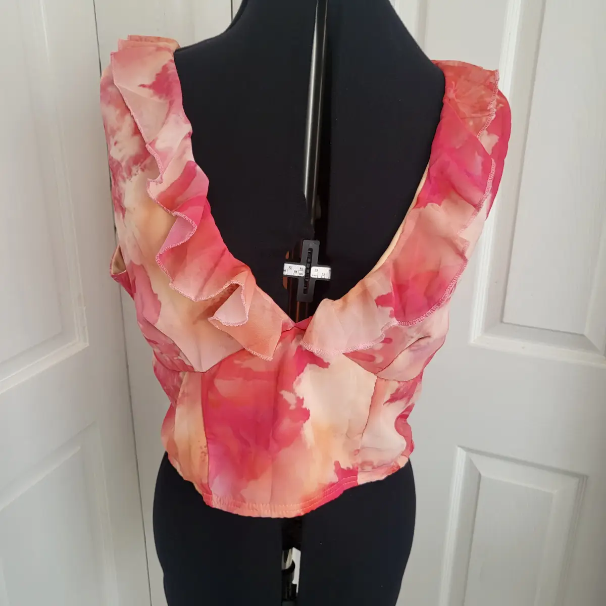 PrettyLittleThing Pink Chiffon Floral Print Ruffle Top Size 16