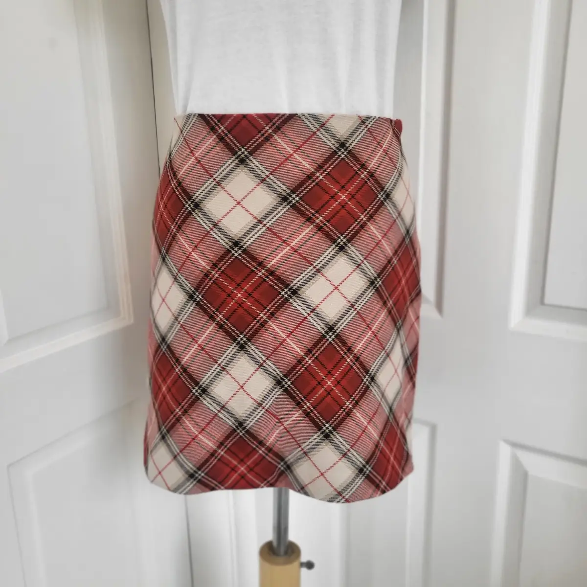 H&M Ladies Lined Tartan A-Line Mini Skirt Size 10