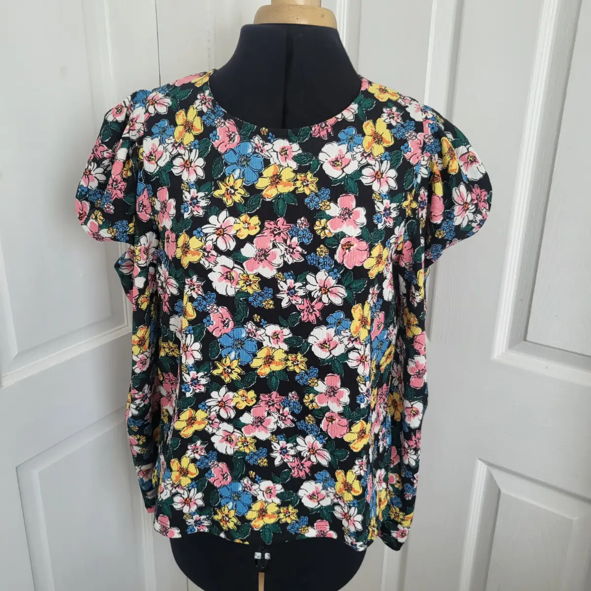 Papaya Floral Puff Sleeve Top Size 14