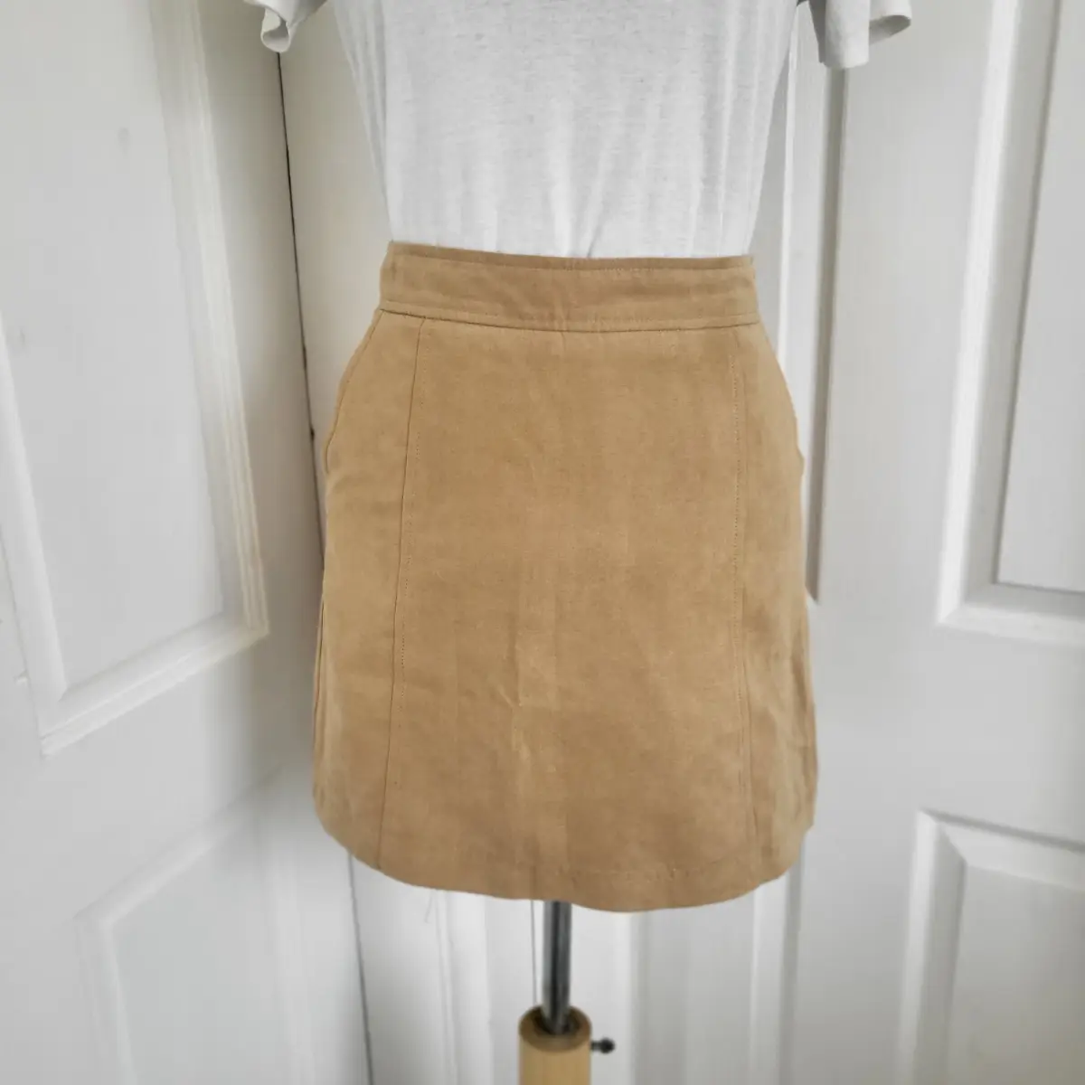New look ladies Camel Mini Skirt With Pockets Size 8