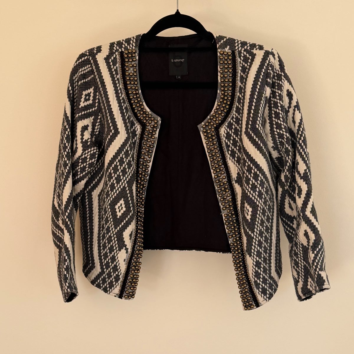 b.young Dreamy Blazer Size 34 | Aztec Print Cotton Jacket | Gold Bead Embellished Cropped Blazer