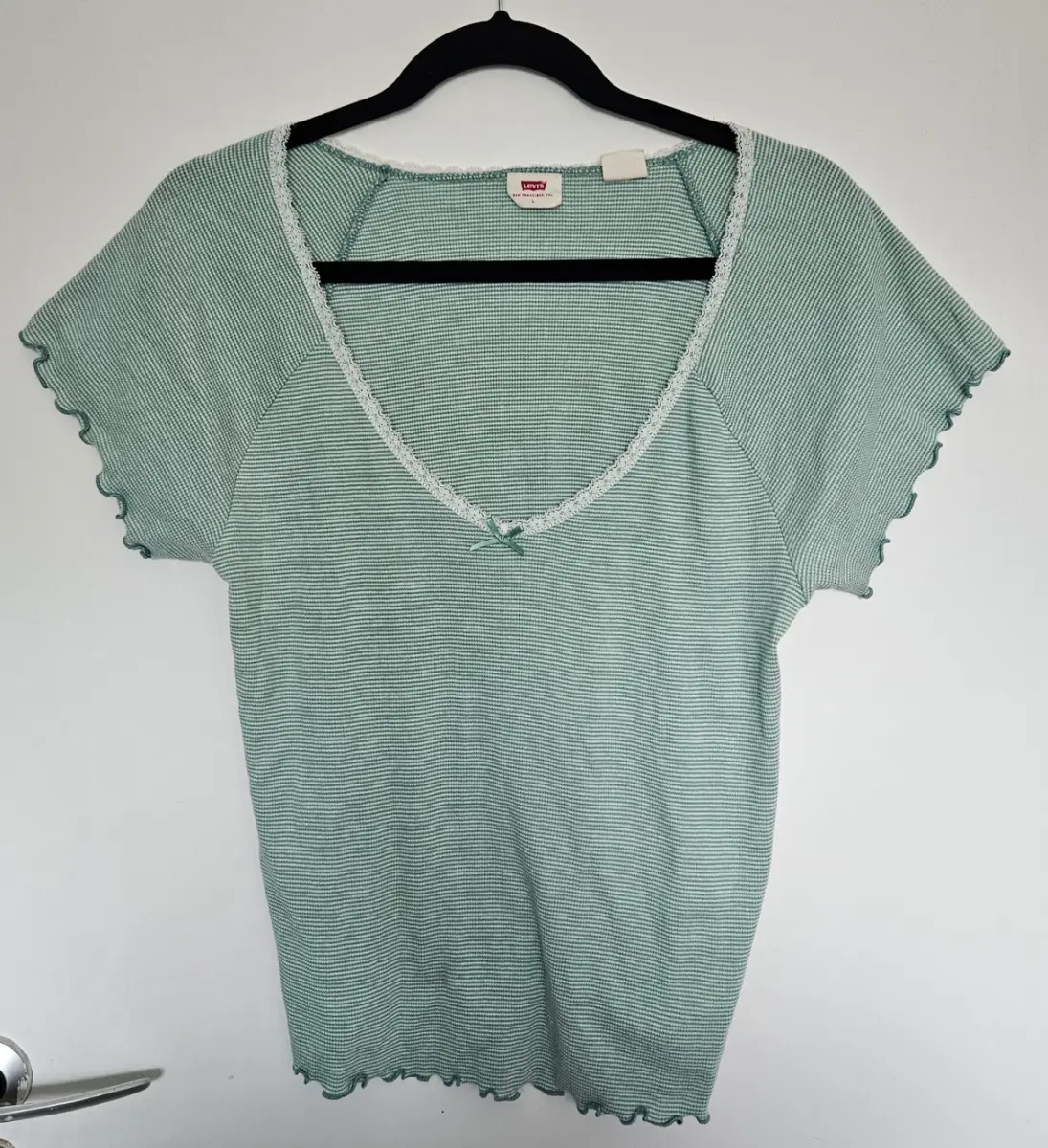 Levi's Sage Green Gingham Lace Trim Waffle Top Lettuce Hem Size L
