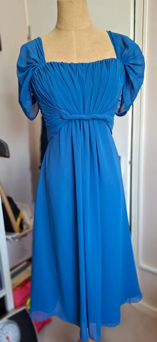 Beautiful blue cocktail dress size 10