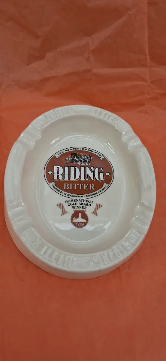 Pub ashtray - riding bitter