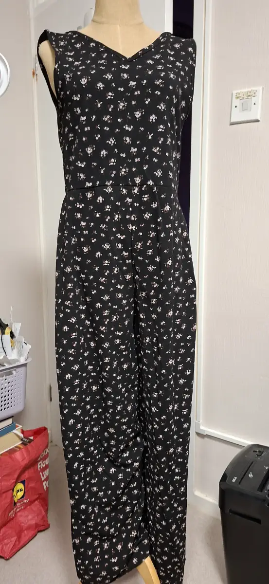 Boohoo playsuit size 16, long legs