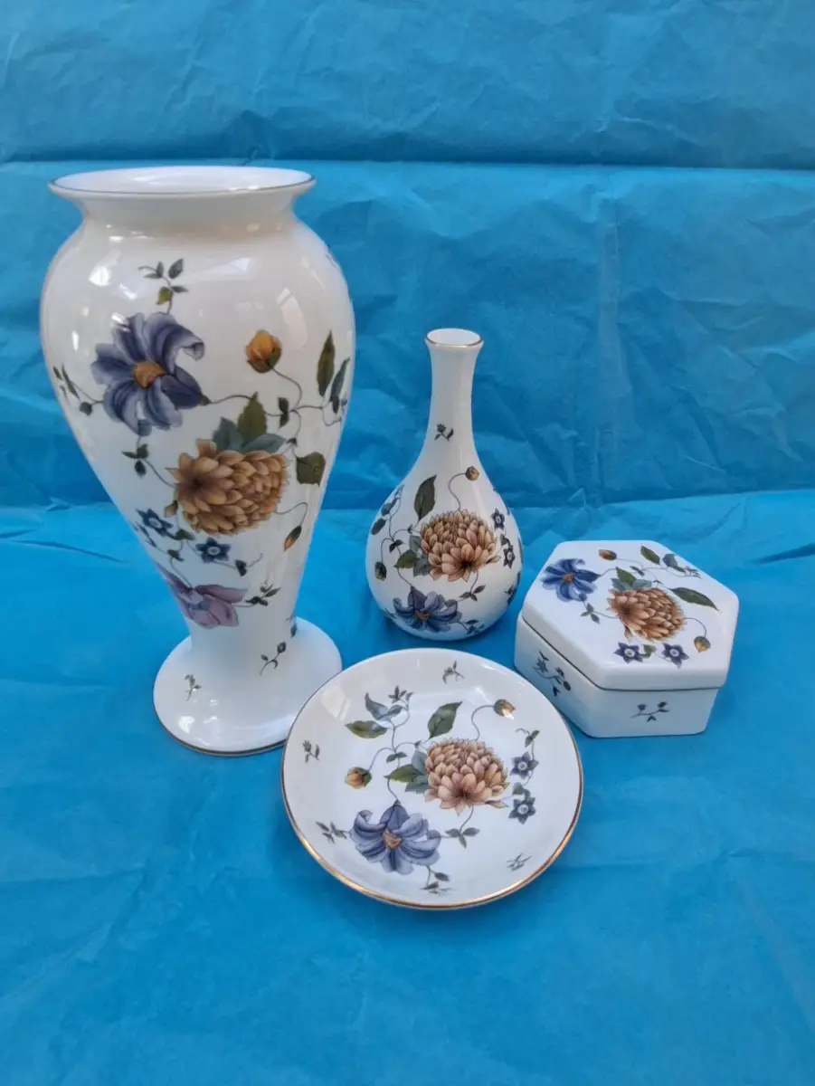 Vintage Rosemeade bone china decorative set by Wedgewood.