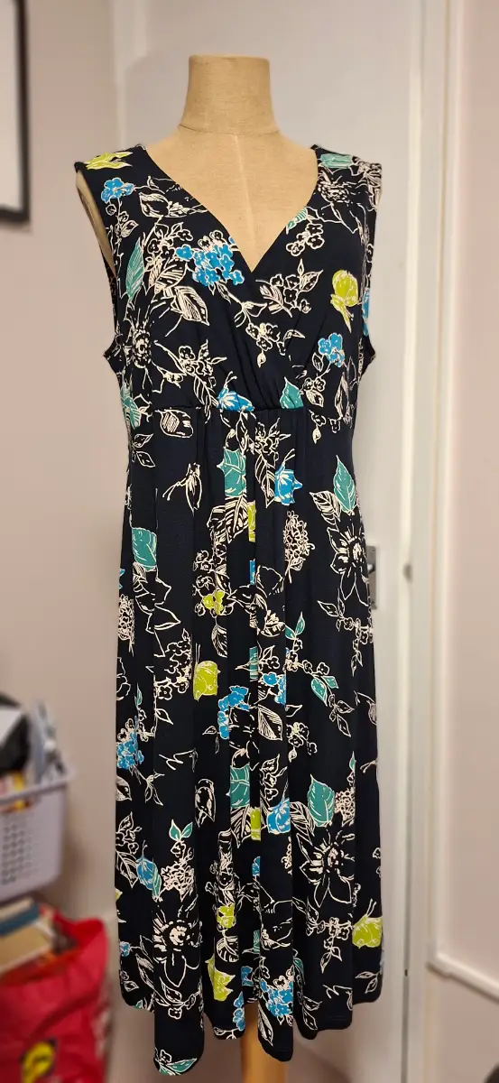 Summer cross over top dress Laura Ashley size 18