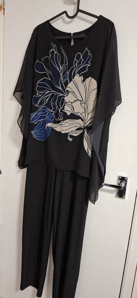 roman jumpsuit size 12