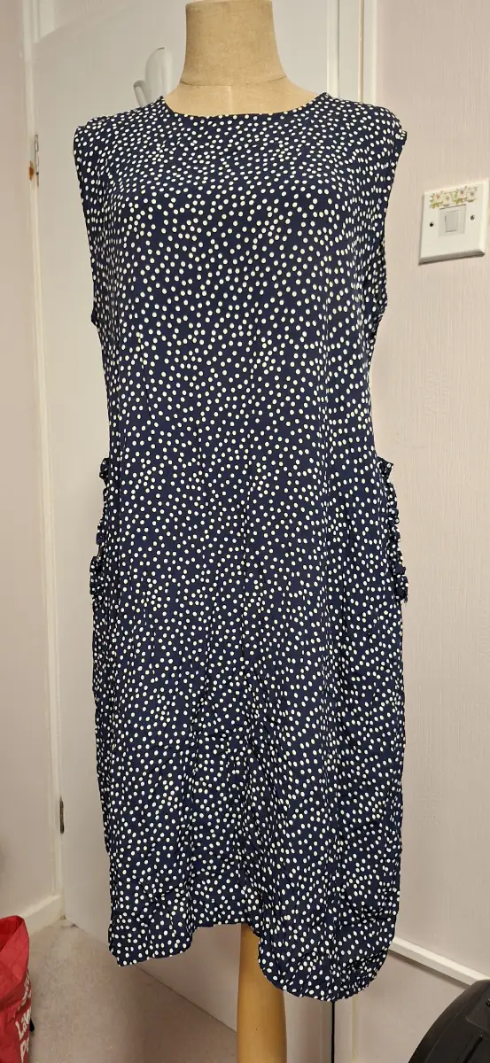 Masai blue and white spotty dress size xl