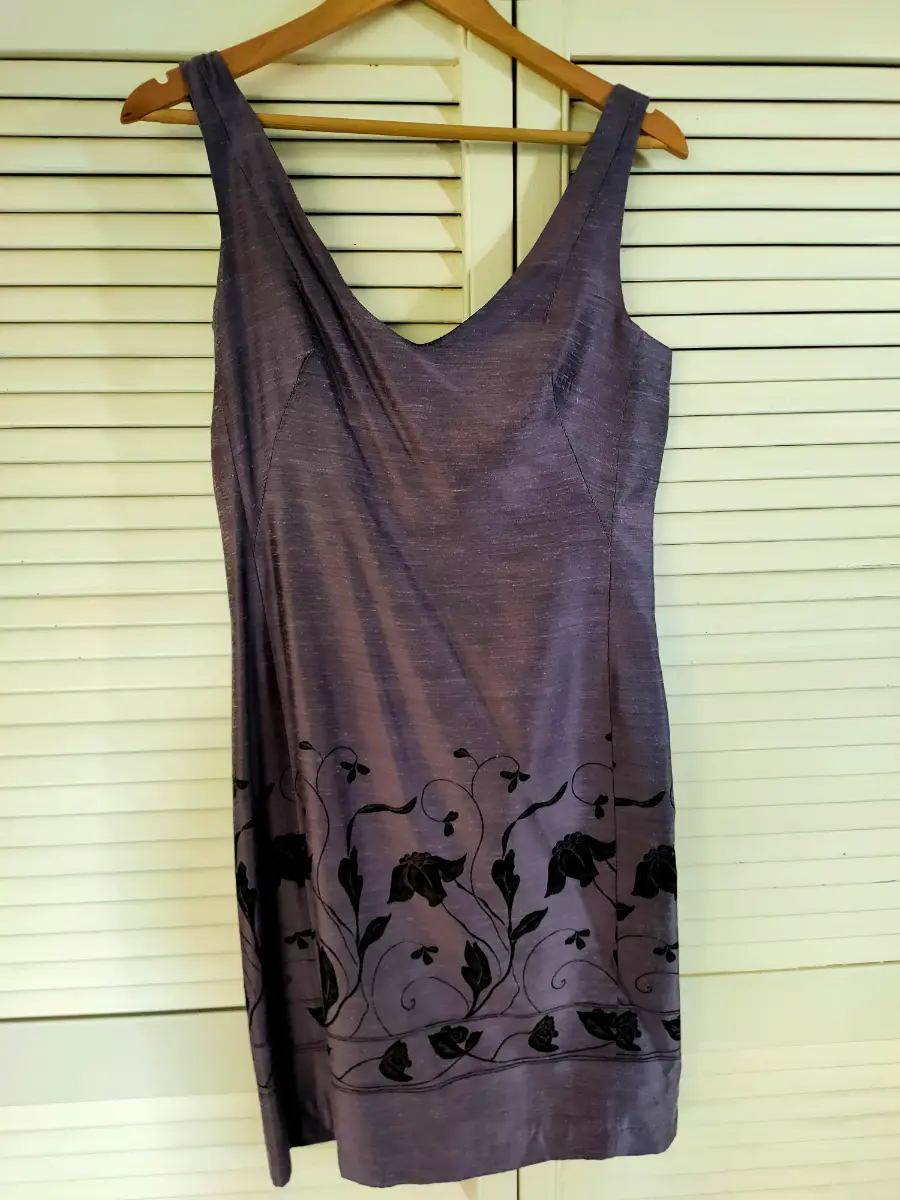 Beautiful lined purple Oasis dress size 12. Looks like silk.