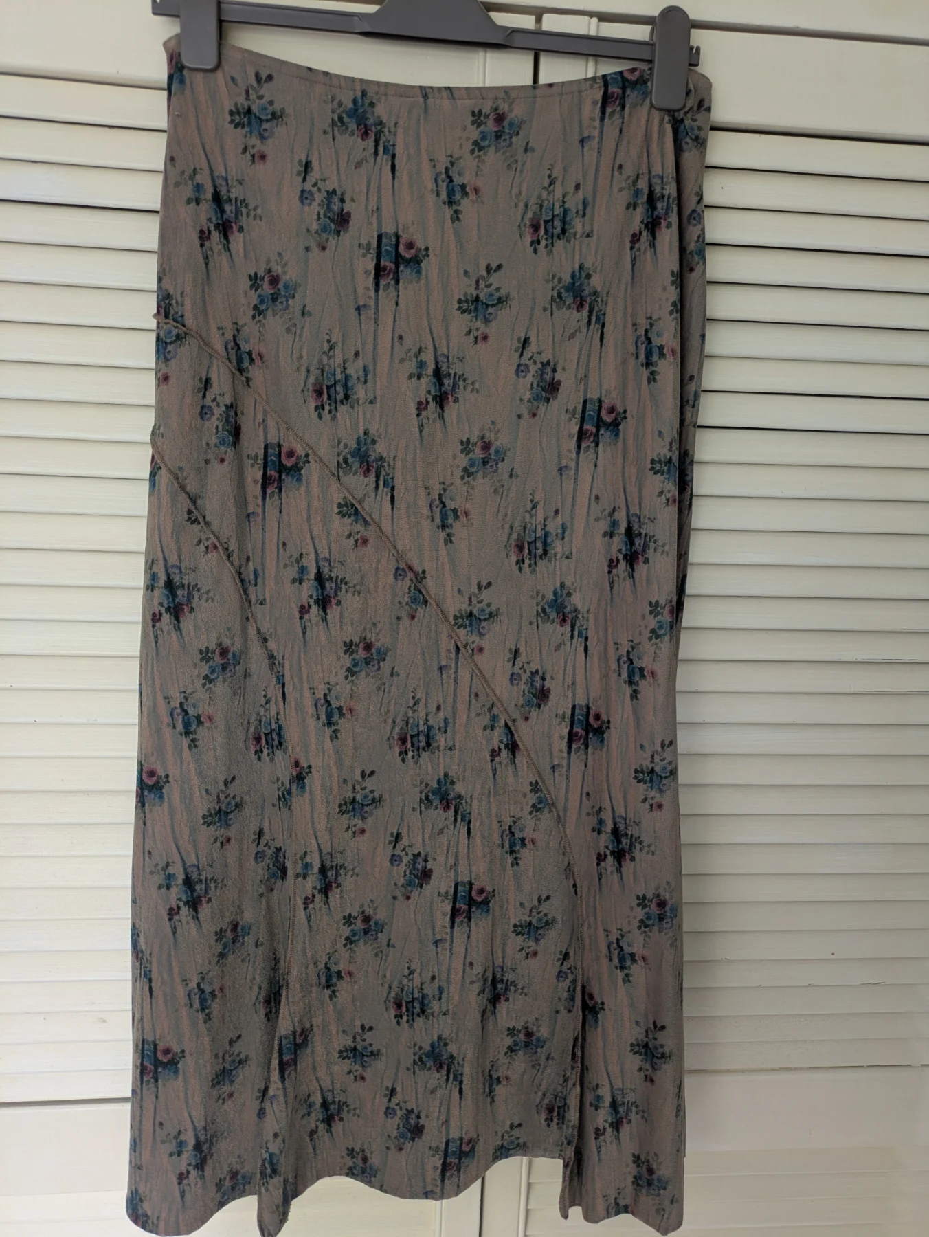 Per Una elasticated midi skirt. Size 14