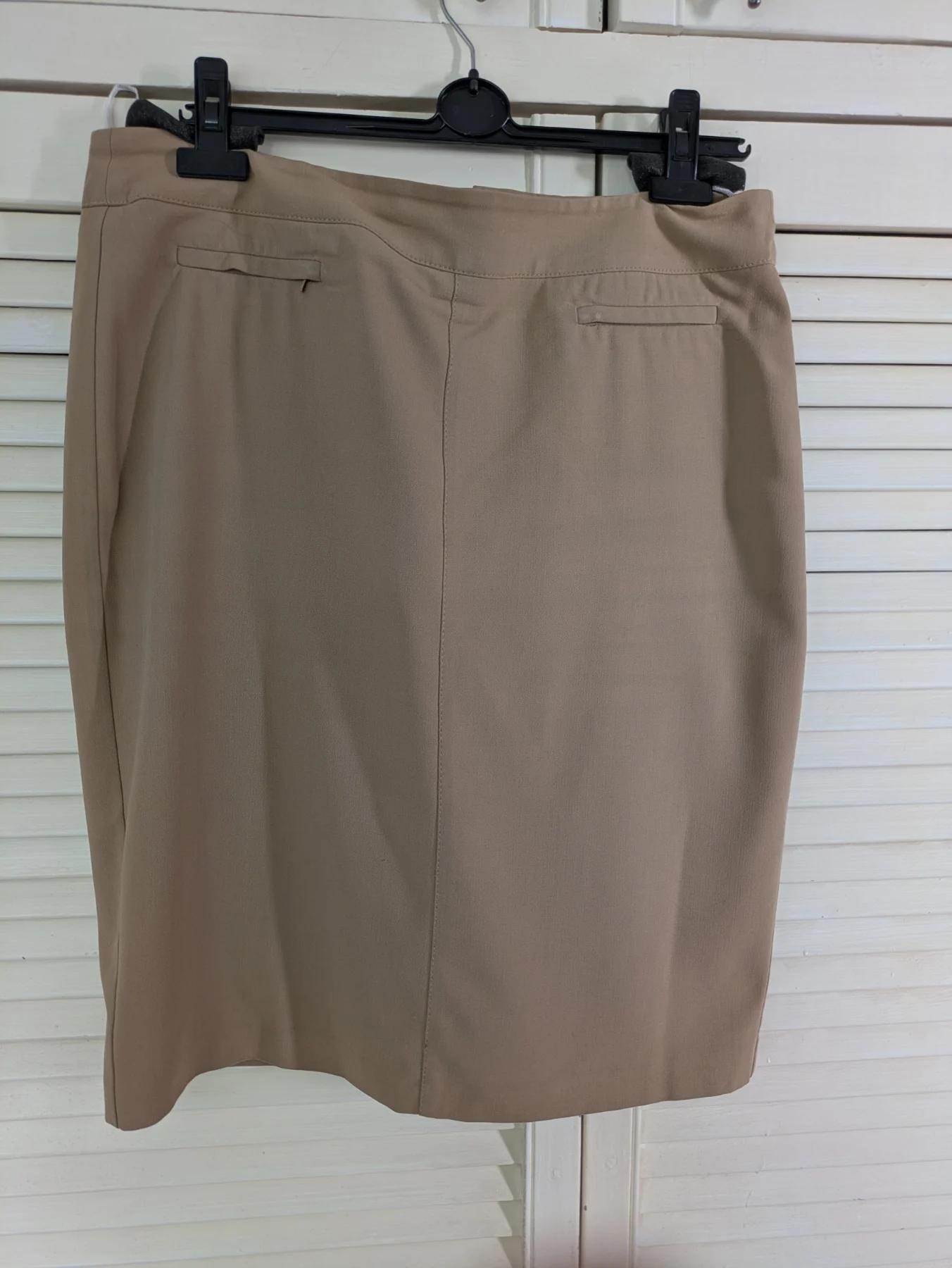 M&S beige lined pencil skirt with pockets. Size 16.