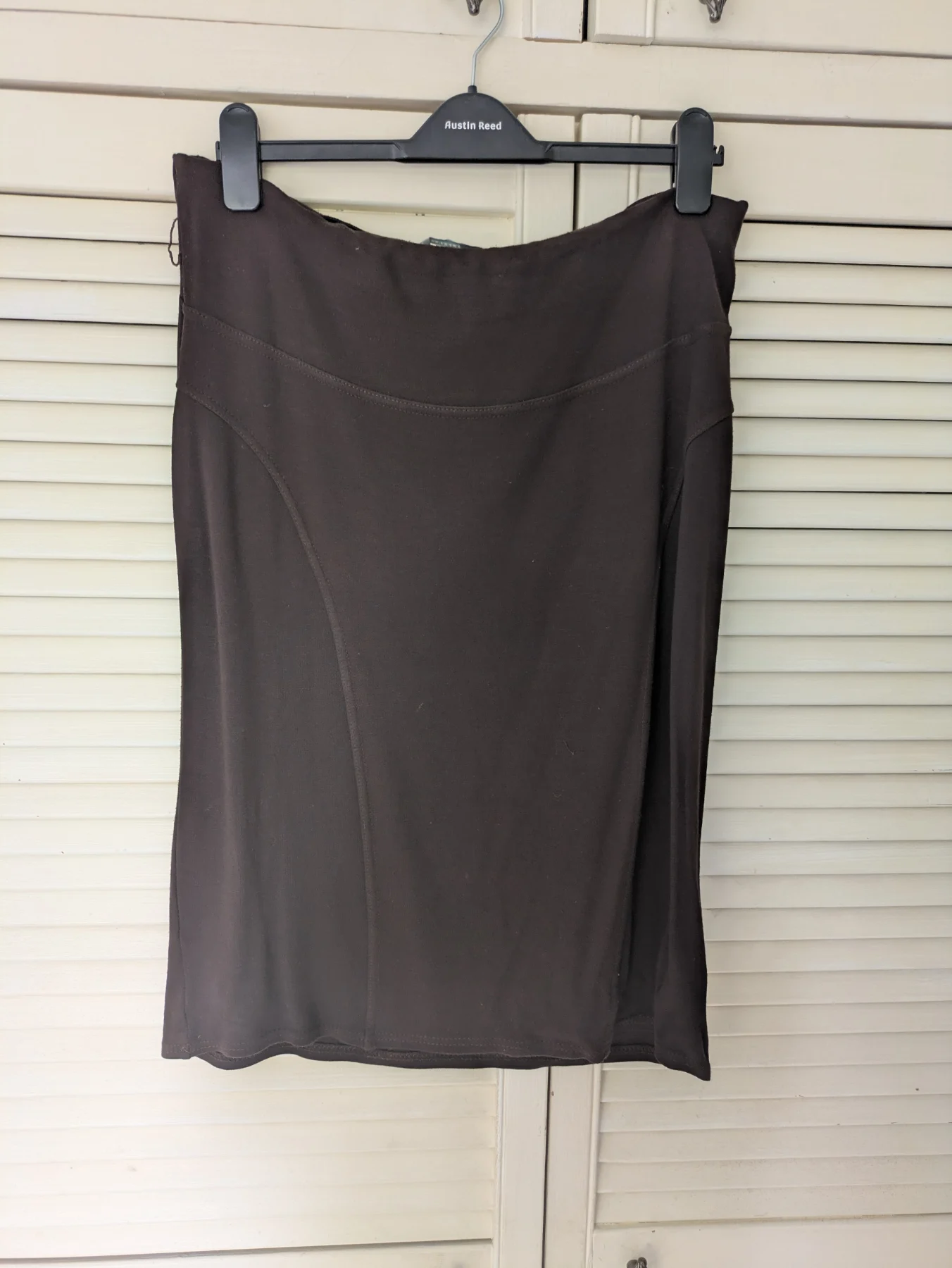 Amaranto stretchy elasticated brown pencil skirt. Size 14