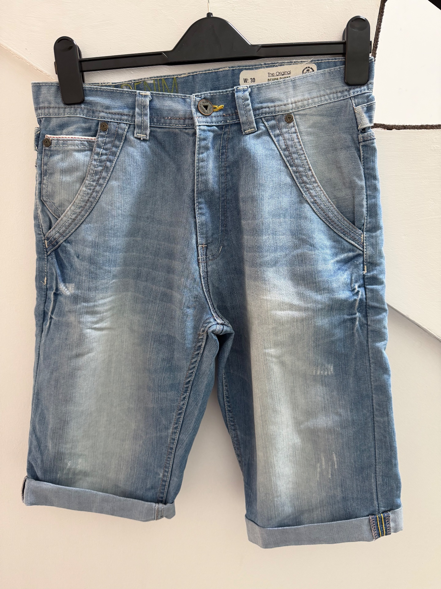 Easy blue denim shorts size 30