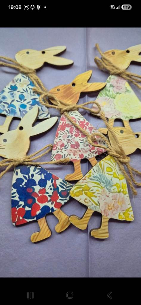 5 x hanging rabbits
