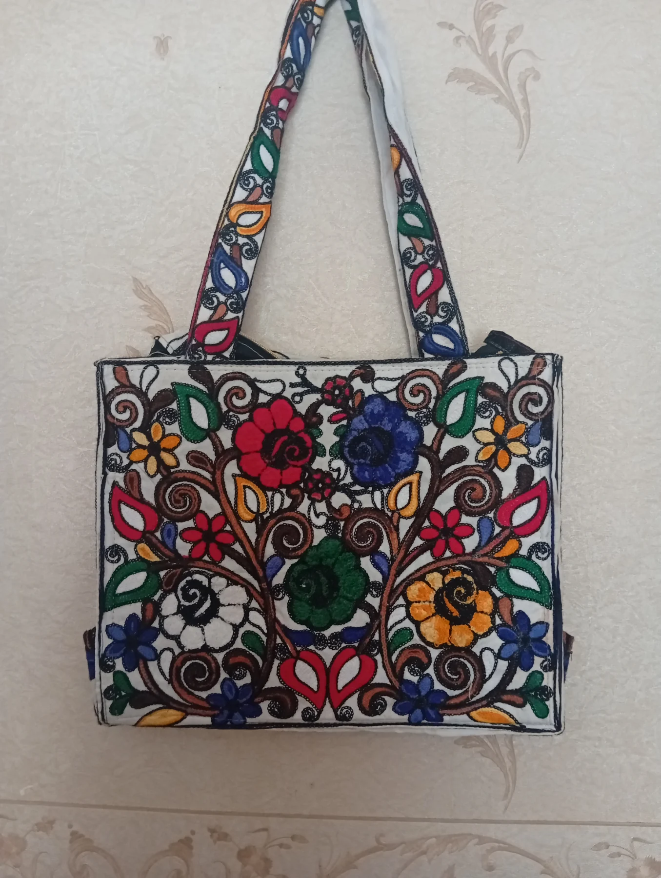 Women's tote bag