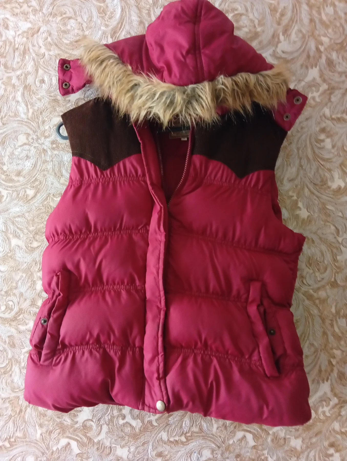 Women's puffer hoodie