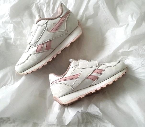 girls size 13 reebok royals rewinds white pink