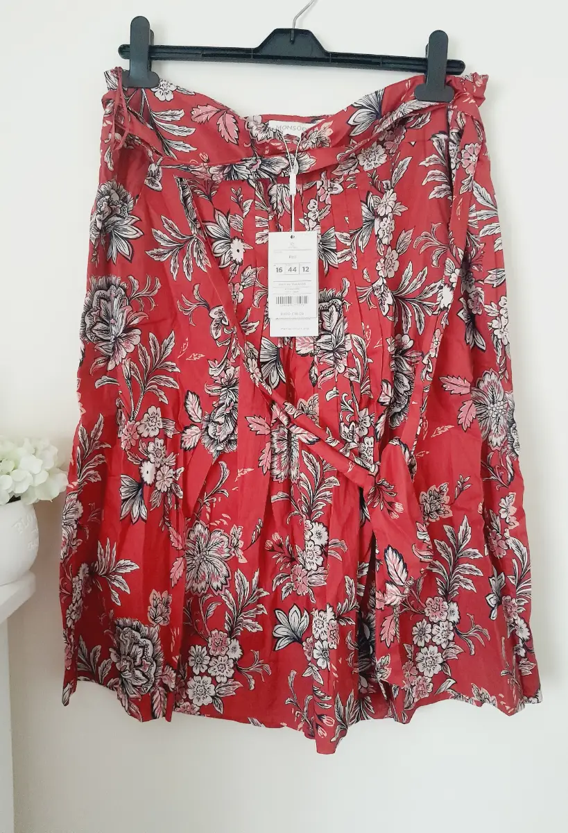 NWT Monsoon size 16 pretty cotton red skirt rrp £60