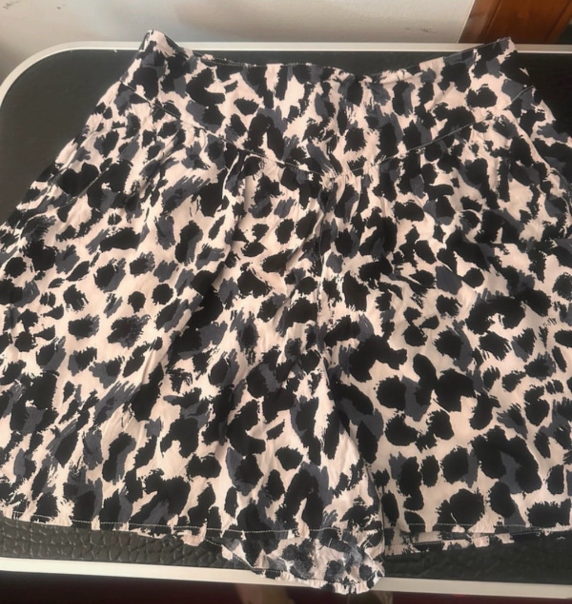 Forever 21 Size 10 Culottes Shorts