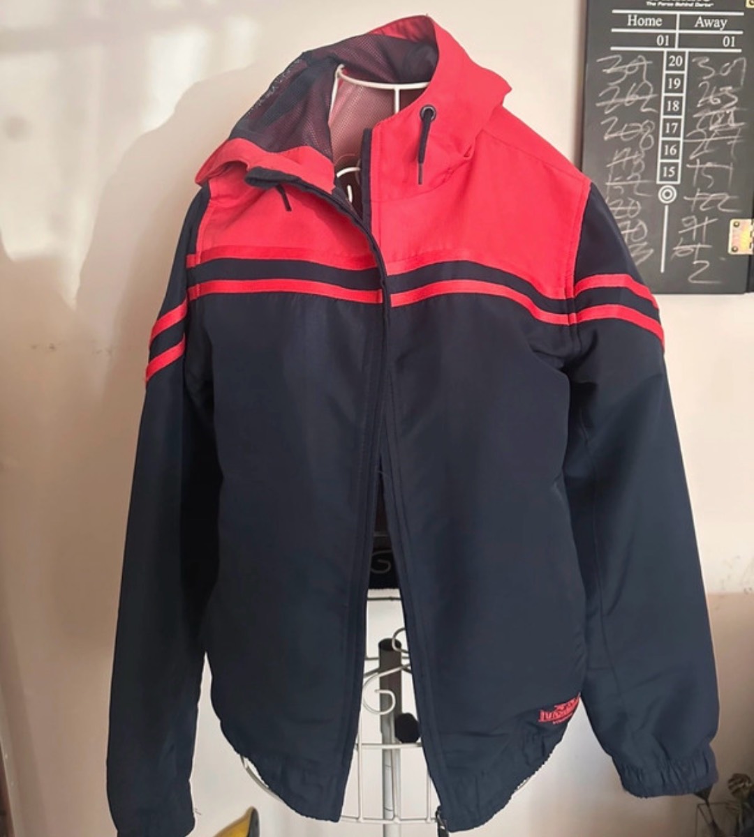 Lonsdale Jacket Size 10 Navy Blue and Pink £3.00