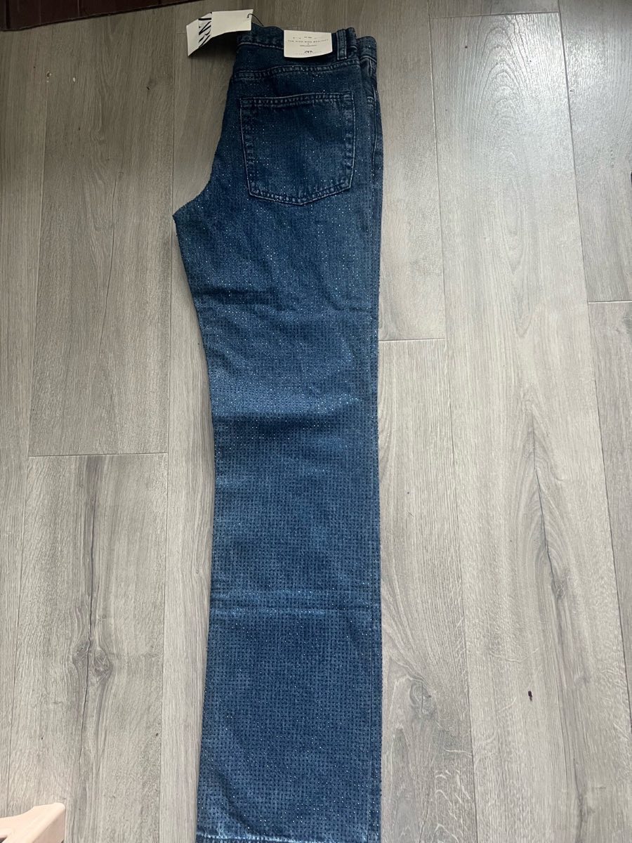 “Stylish blue denim jeans
