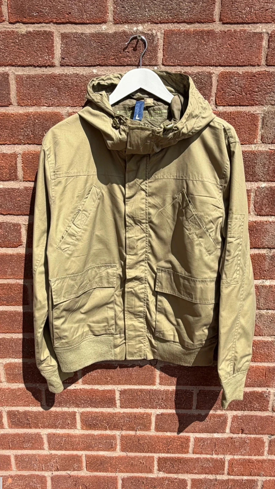 Divided khaki windbreaker men’s large