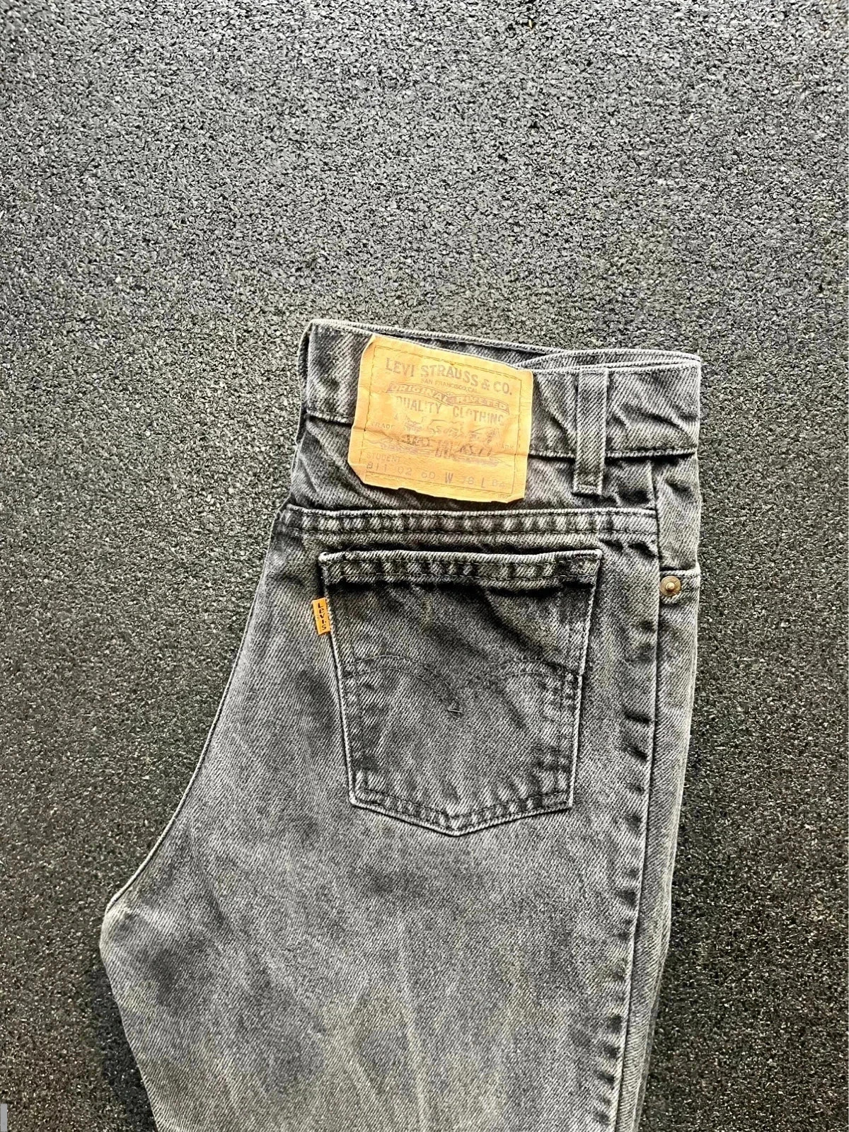Levi’s vintage high rise 811 02 60 orange tab washed black jeans women’s size 10 w28!L26