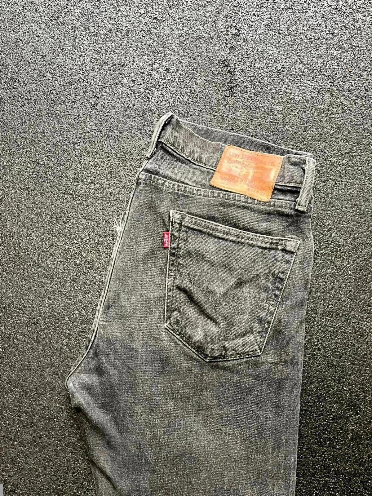 Levi’s 505 mom style high rise grey raw hem stretch jeans women’s uk 16 W34 L25 altered leg