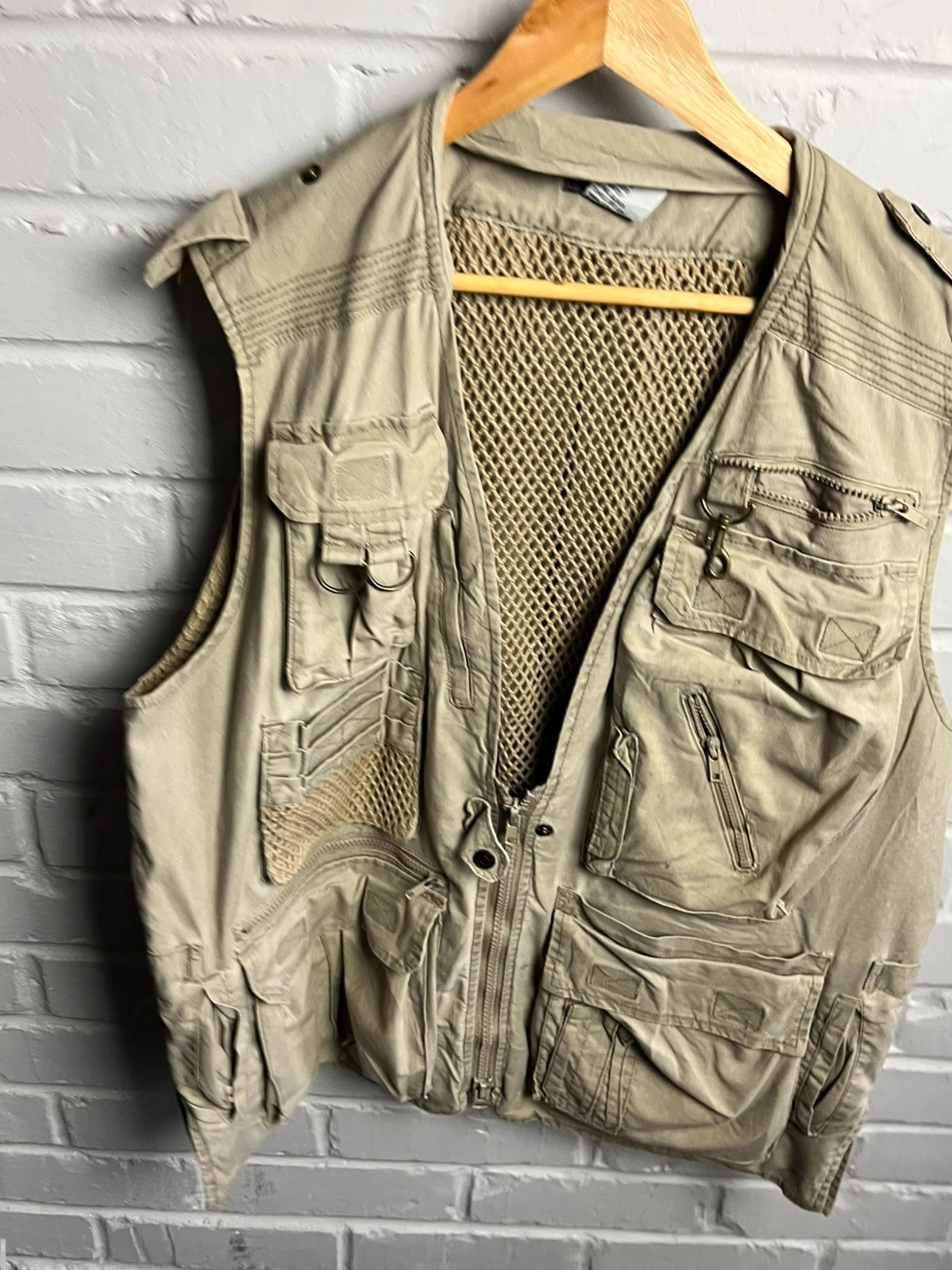 Pro master mens medium beige tactical utility vest