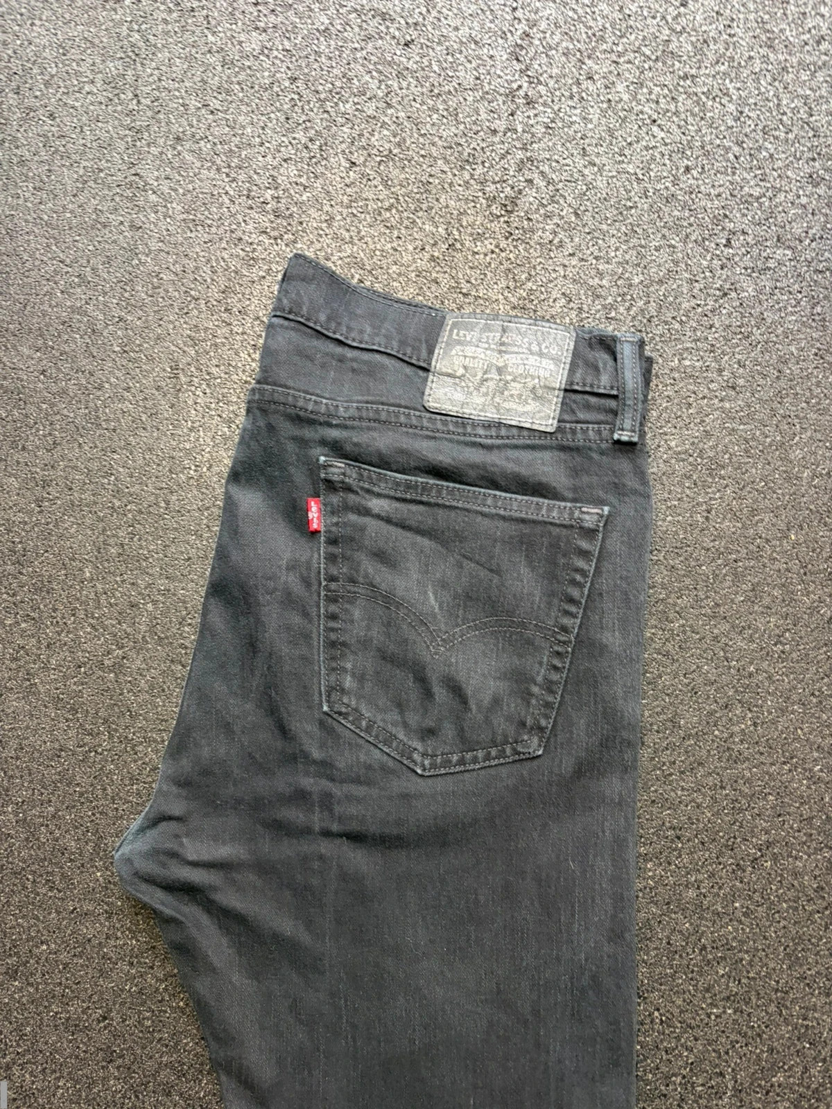 Levi’s vintage slim tapered black jeans men’s W34 L32