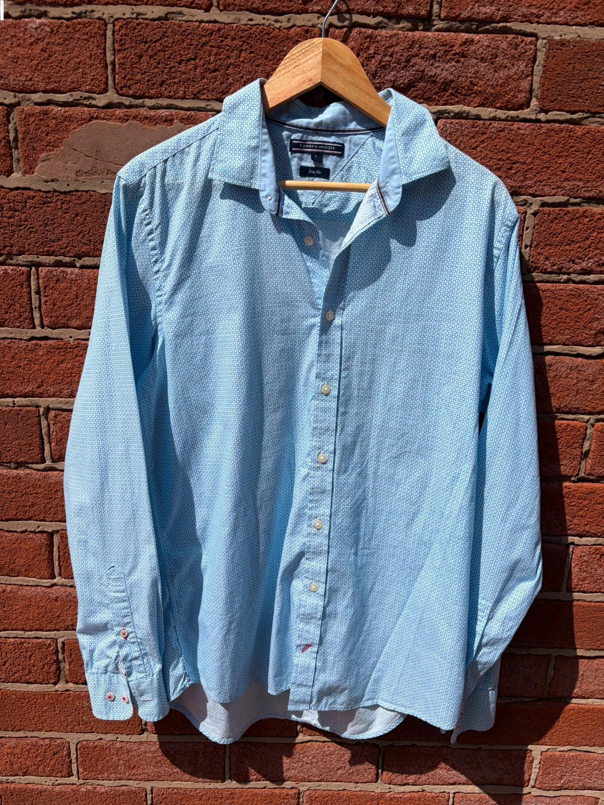 Tommy Hilfiger slim fit patterned light blue shirt men’s large