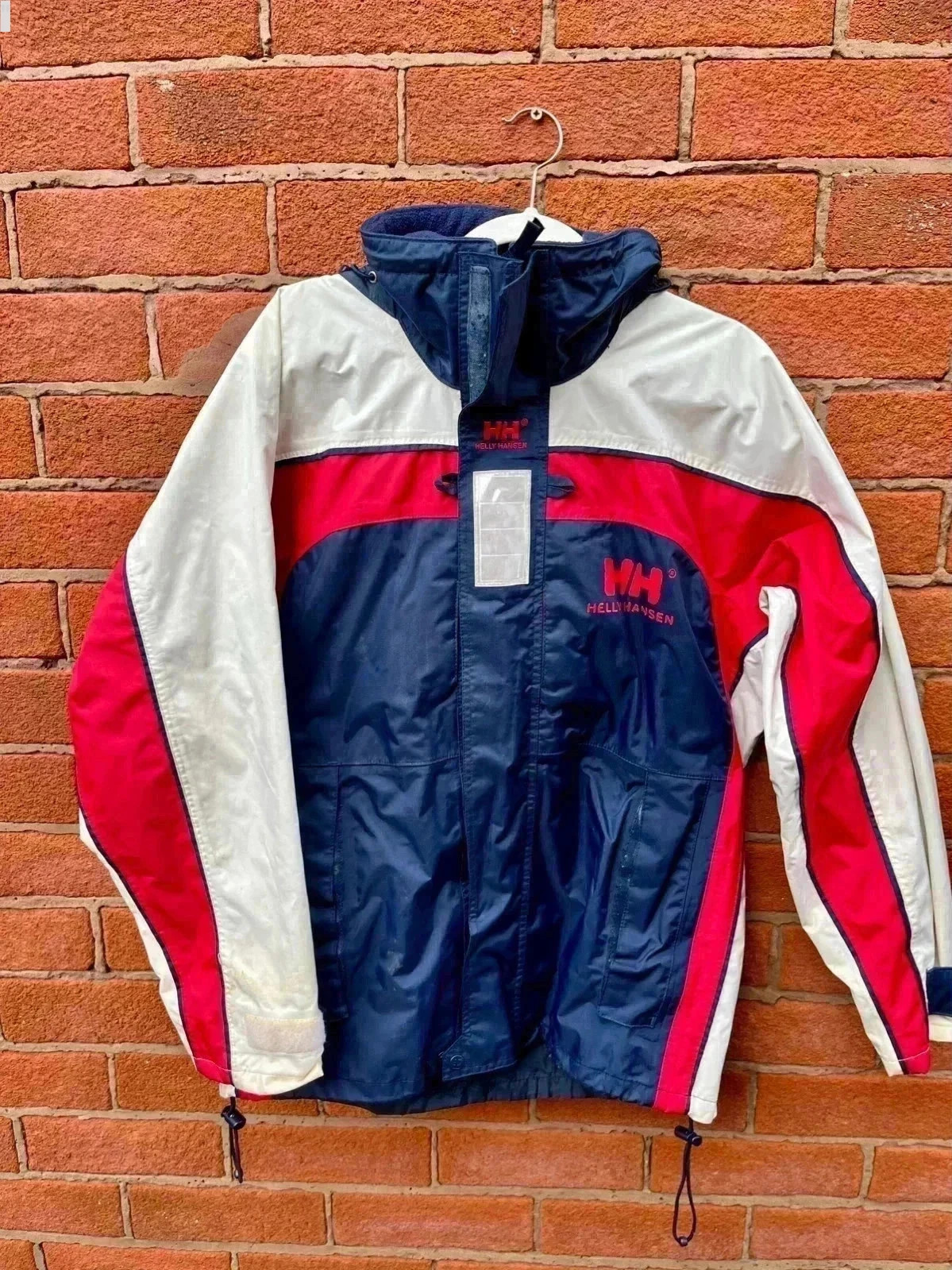 Helly Hansen reflective winter windbreaker jacket navy red cream men’s small