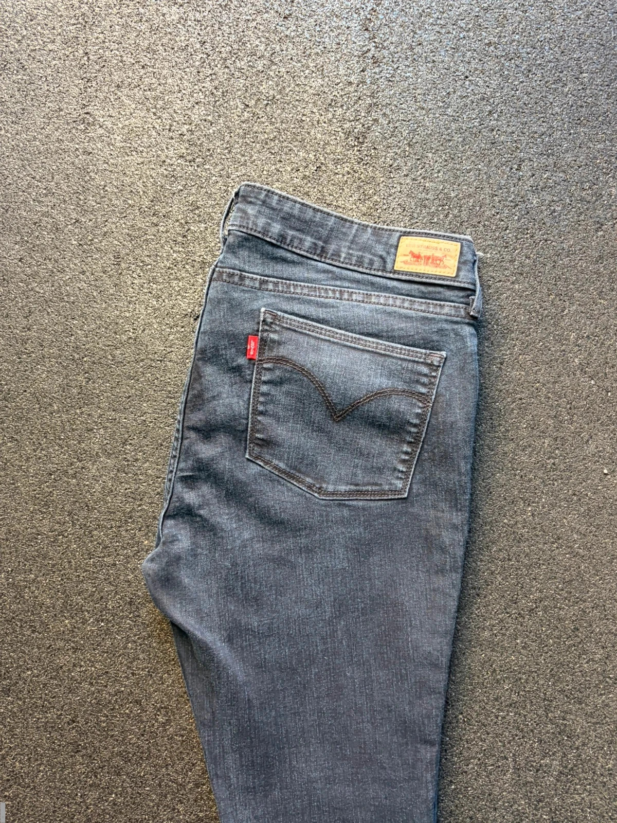 Levi’s slim tapered low rise washed navy jeans women’s uk 14 W32 L32