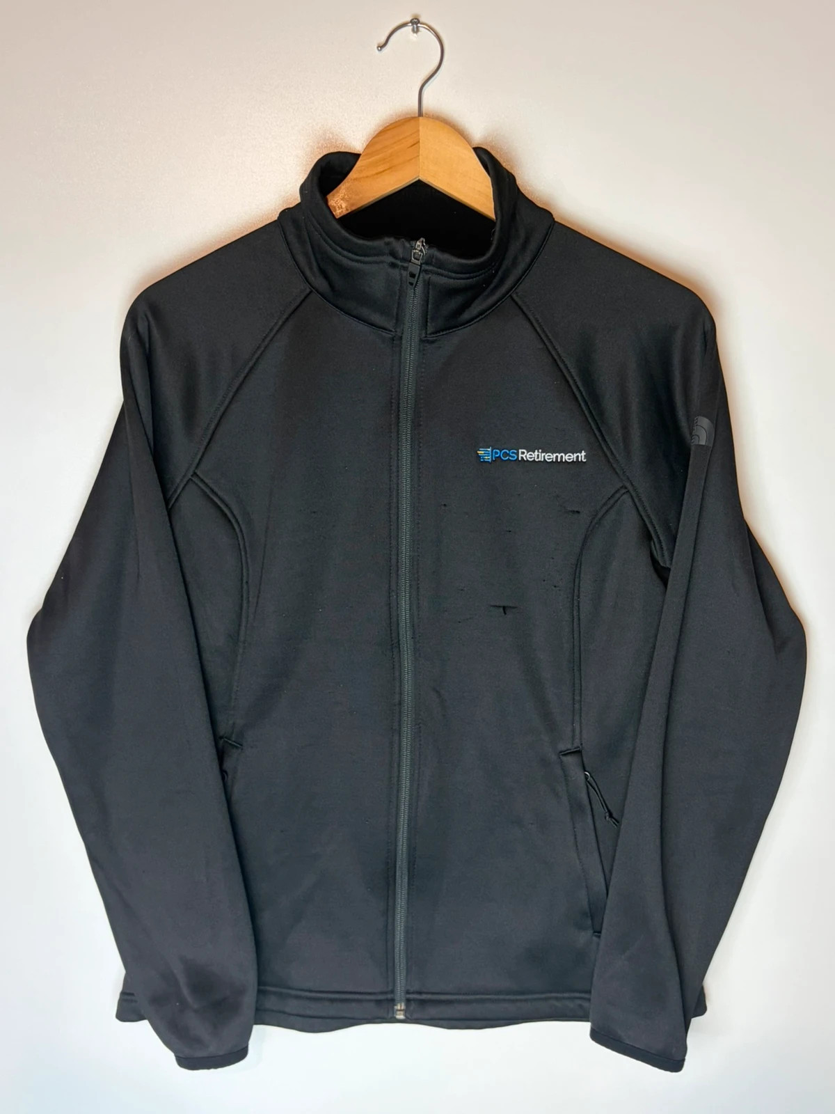 The north face women’s black fleece jacket large