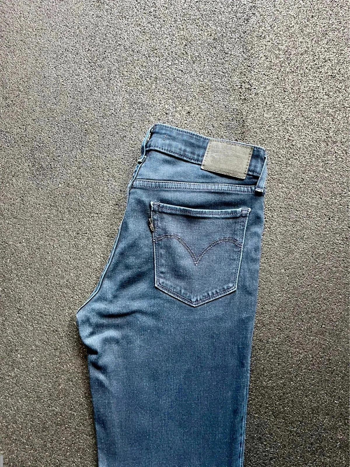 Levi’s 711 skinny stretch navy jeans women’s uk 10 W28 L30
