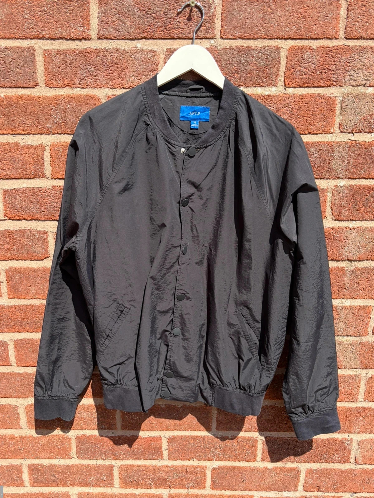 Apt.9 black windbreaker jacket men’s medium