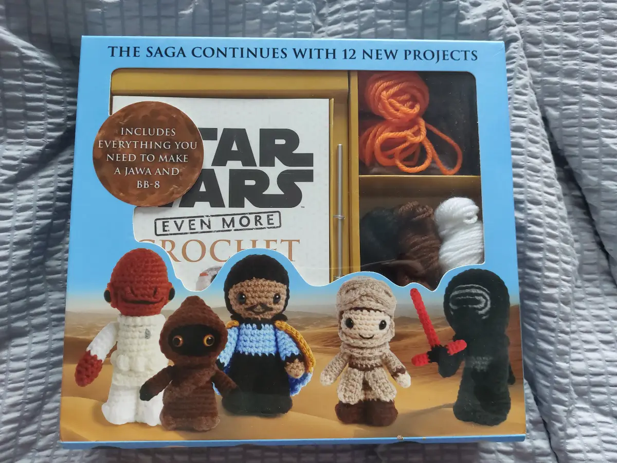 Even more Star Wars crochet - kit and book. BNIB