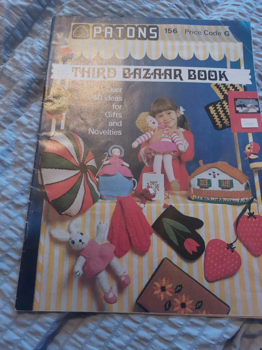 Patons Third Bazaar Book vintage knitting pattern booklet