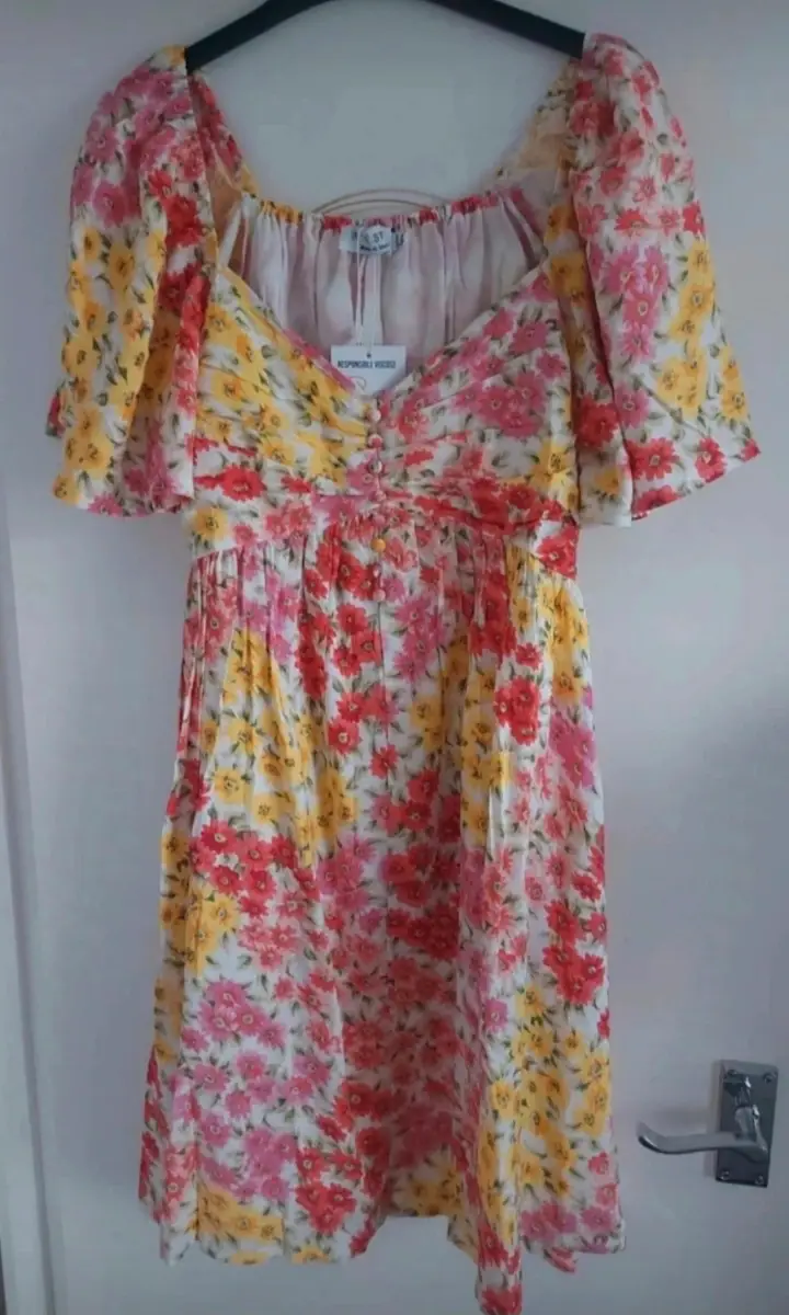 In The Style Stacey Solomon Front Button Detail Dress NEW 10uk
