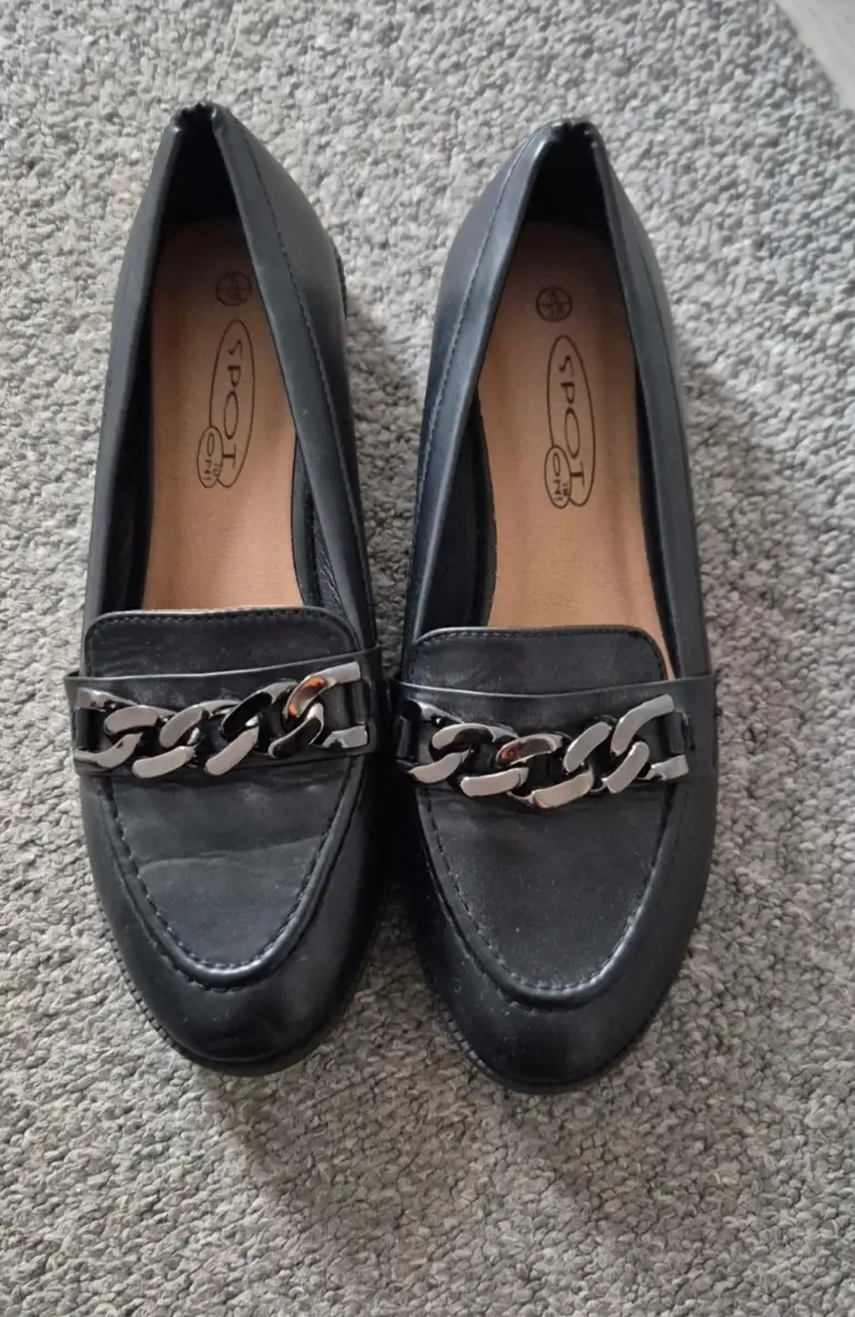 Spot on Chained Front Shoes 5uk