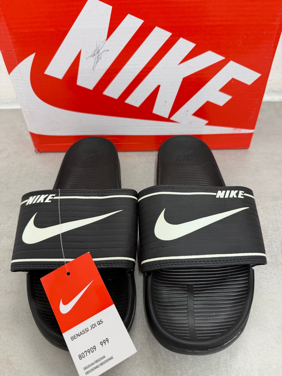 Nike black slides uk size 7.5