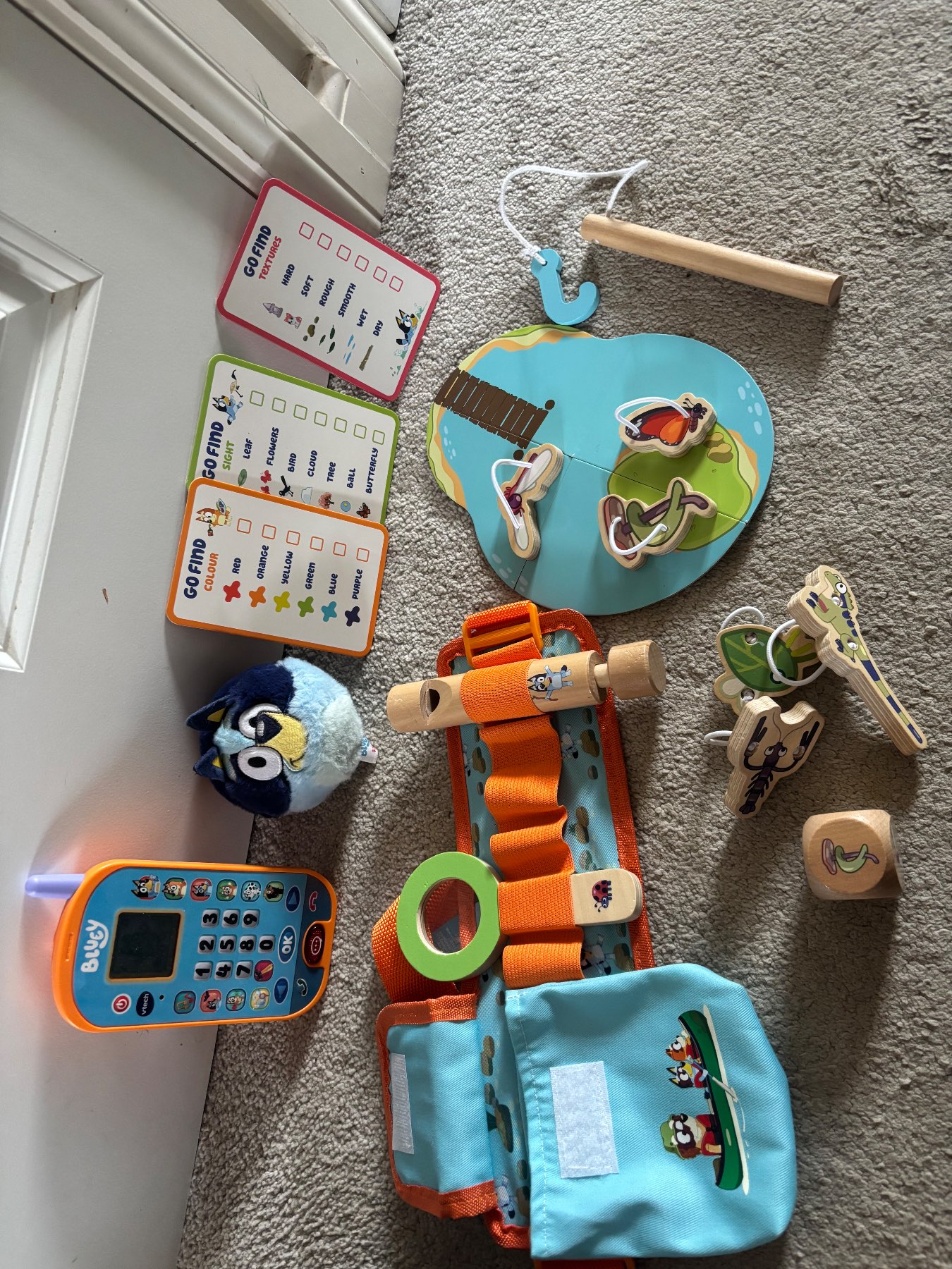 Huge Bluey toy toddler children’s playset Montessori wooden toy fishing game