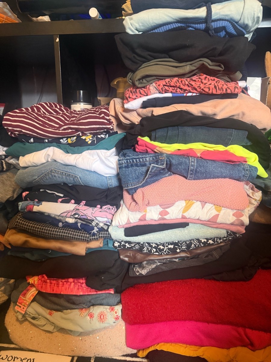 Huge womens bundle 30 items