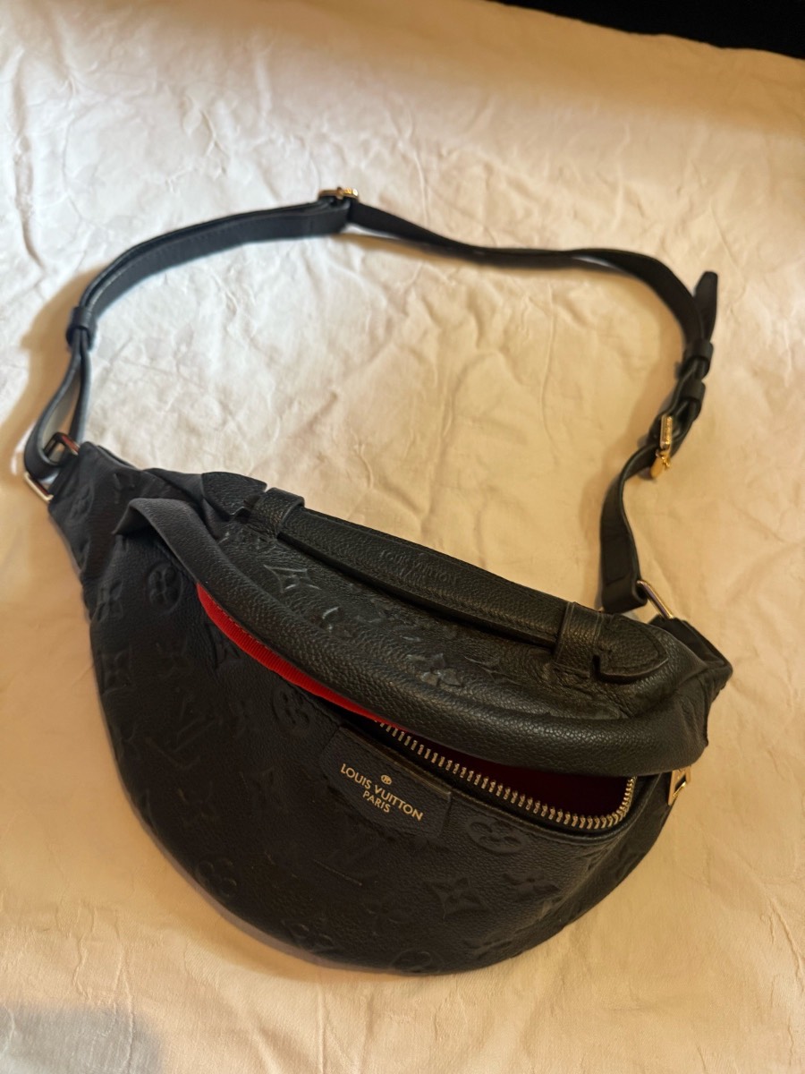 Louis Vuitton bum bag pouch