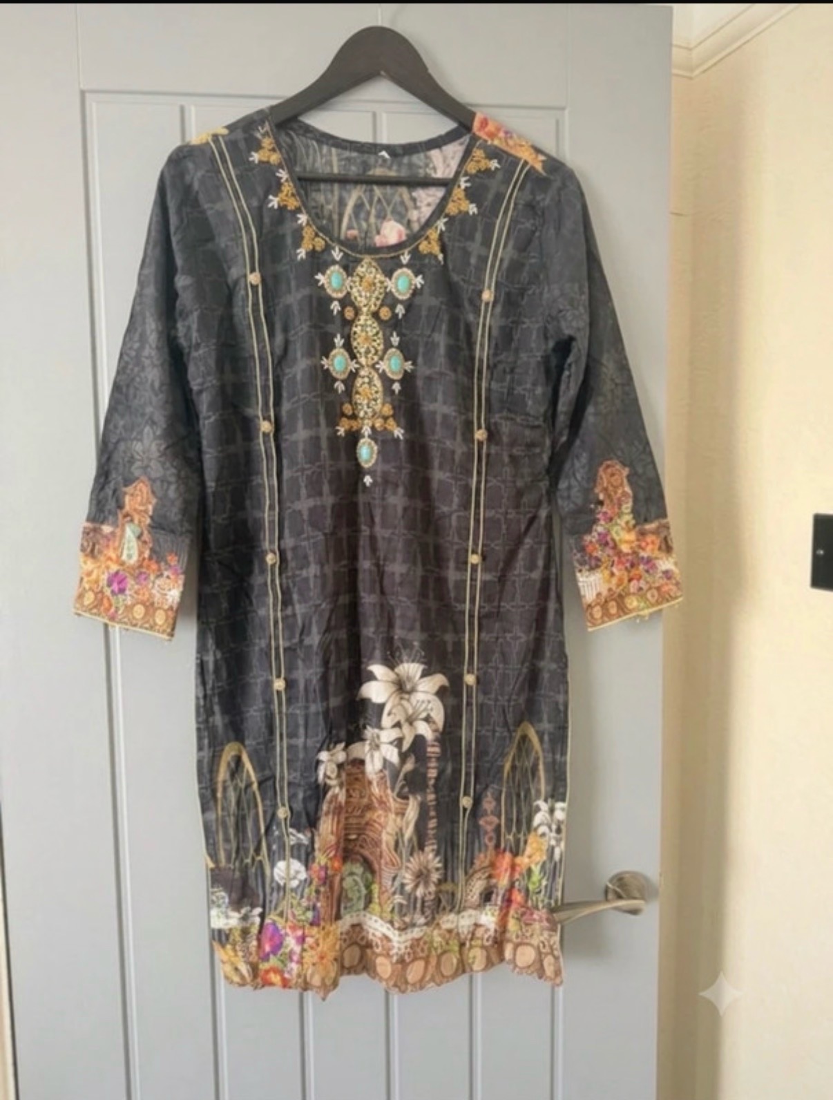 Stunning 3-Piece Floral Salwar Kameez Suit - Black & Multi-Colour