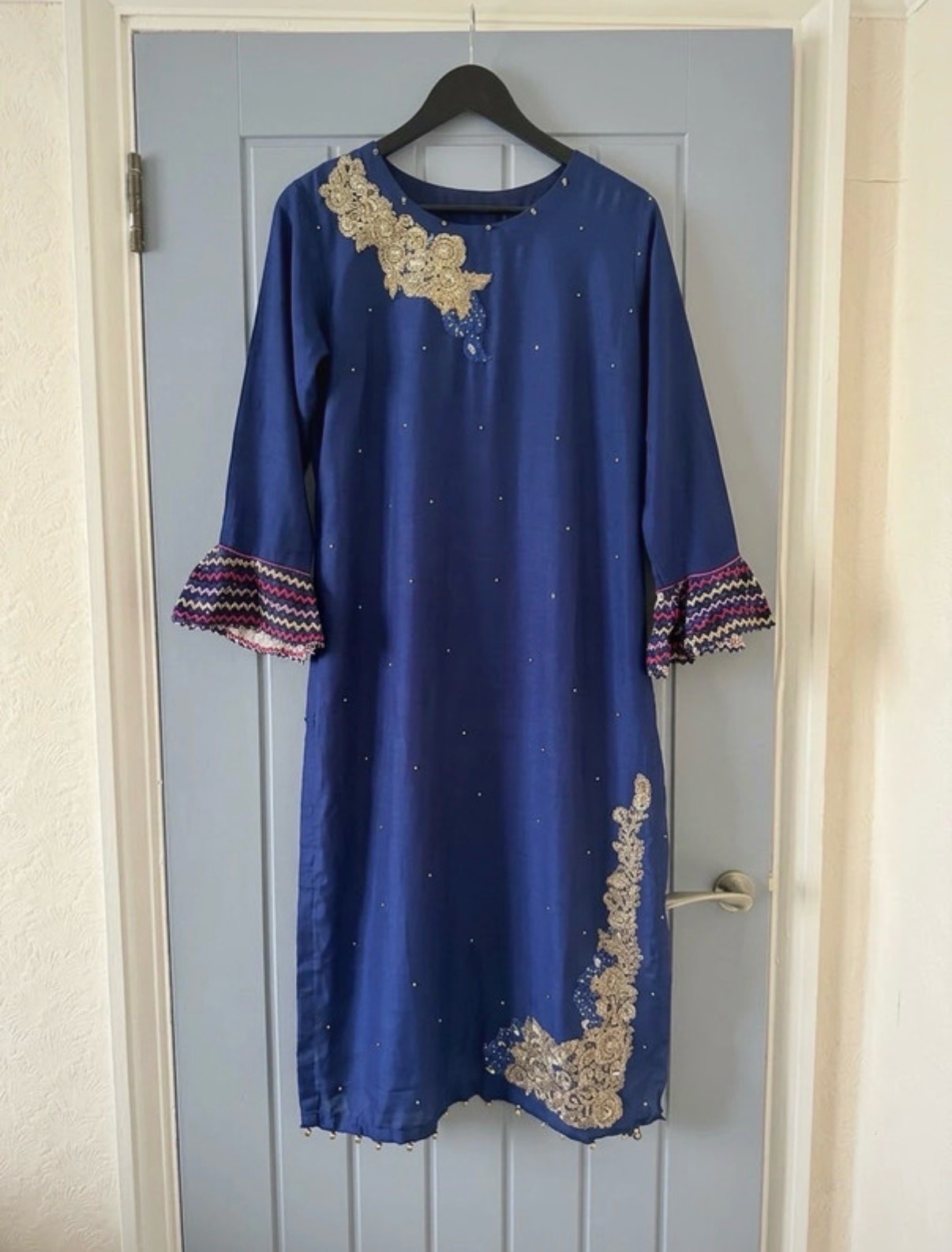Beautiful Royal Blue 3-Piece Embroidered Shalwar Kameez - Size 16